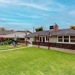 Stunning 3Br Home Prime La Area Near Beach